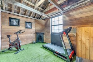 Photo 25- click for photo gallery